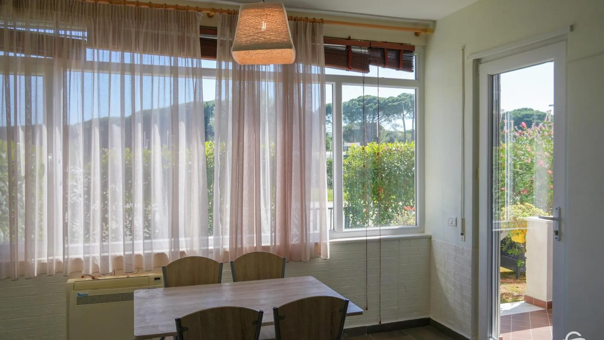 Gjiri I Lalzit - Savita Apartments - Kompleksi Turistik Lura 2 Plazhi San Pietro